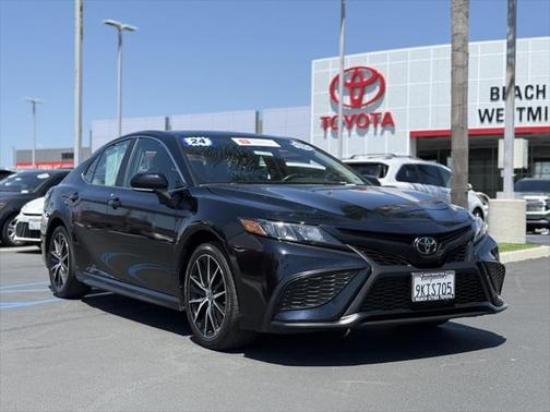 2024 Toyota Camry SE