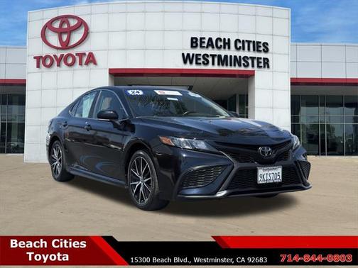 2024 Toyota Camry SE