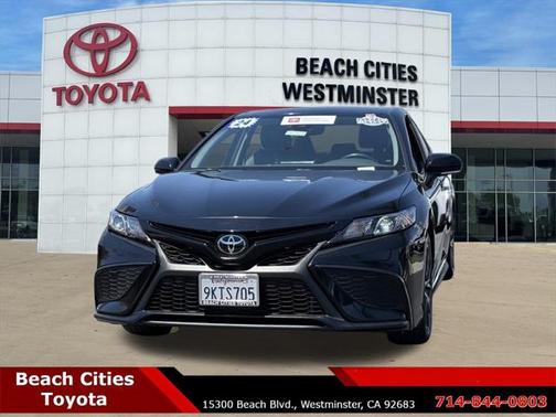 2024 Toyota Camry SE