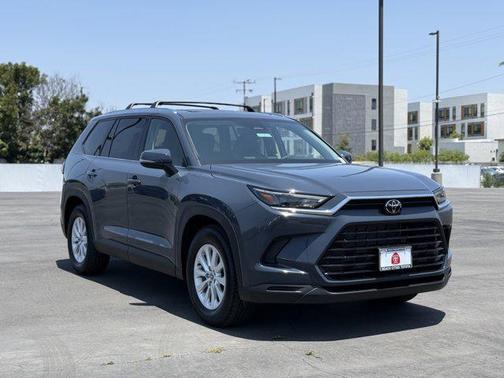 2025 Toyota Grand Highlander Hybrid XLE