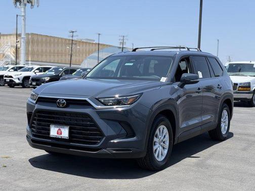 2025 Toyota Grand Highlander Hybrid XLE