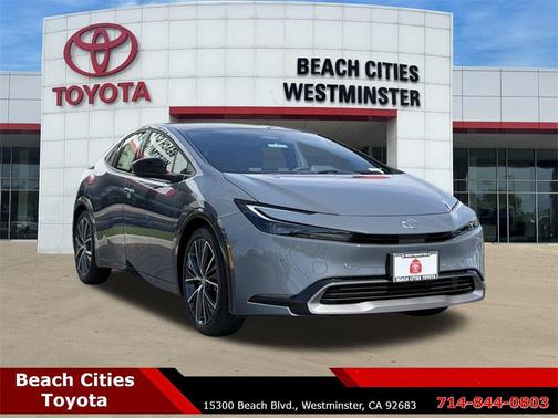 2025 Toyota Prius XLE