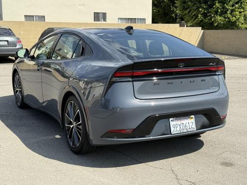 2024 Toyota Prius XLE