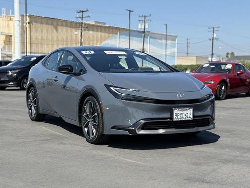 2024 Toyota Prius XLE