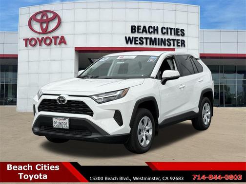 2025 Toyota RAV4 LE
