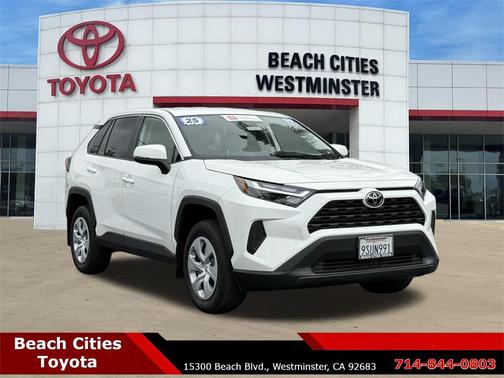 2025 Toyota RAV4 LE