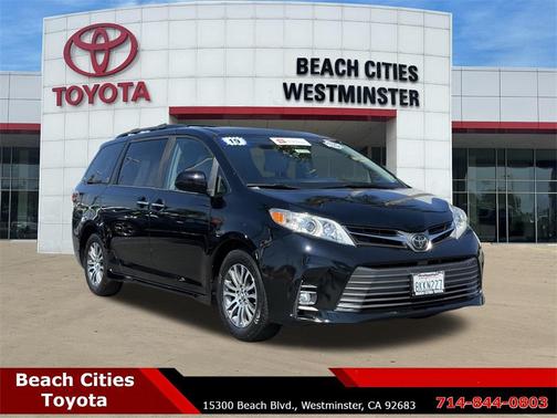 2019 Toyota Sienna XLE