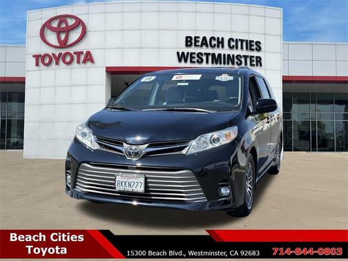 2019 Toyota Sienna XLE