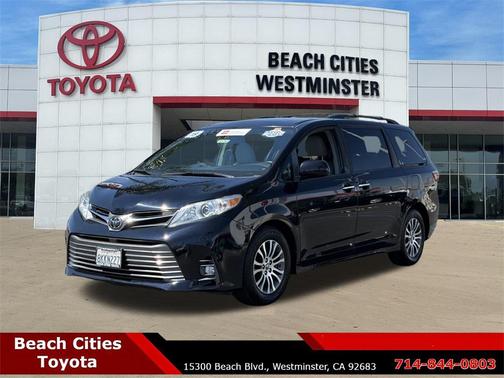 2019 Toyota Sienna XLE