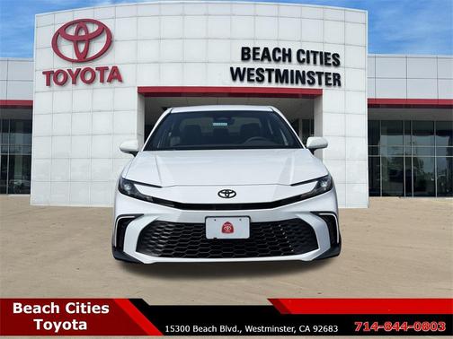 2025 Toyota Camry SE