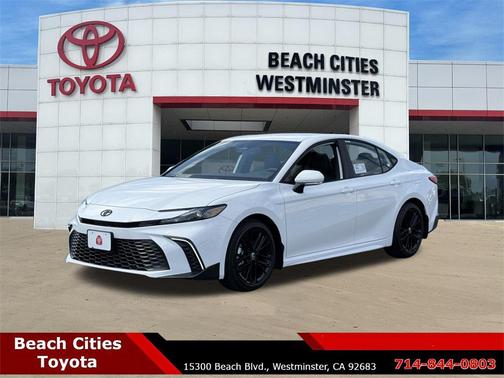 2025 Toyota Camry SE