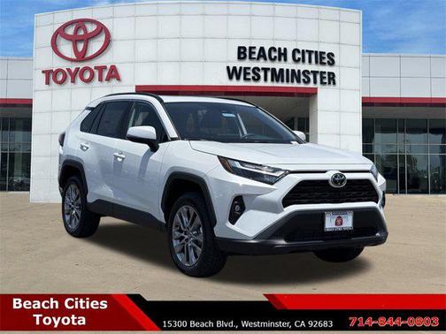 2025 Toyota RAV4 XLE Premium