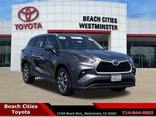 2022 Toyota Highlander Hybrid XLE