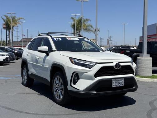 2022 Toyota RAV4 XLE Premium