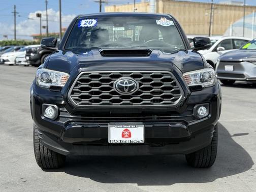 2020 Toyota Tacoma TRD Sport