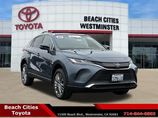 2022 Toyota Venza XLE