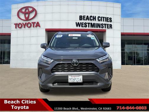 2025 Toyota RAV4 XLE