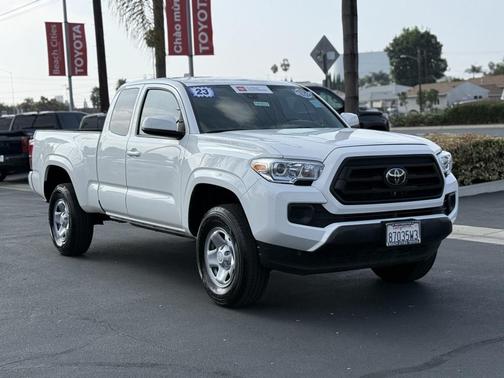 2023 Toyota Tacoma SR