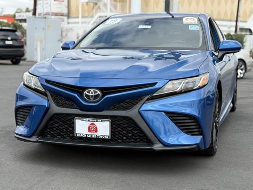 2019 Toyota Camry SE