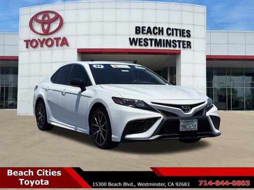 2024 Toyota Camry SE