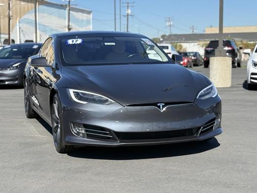 2017 Tesla Model S 75