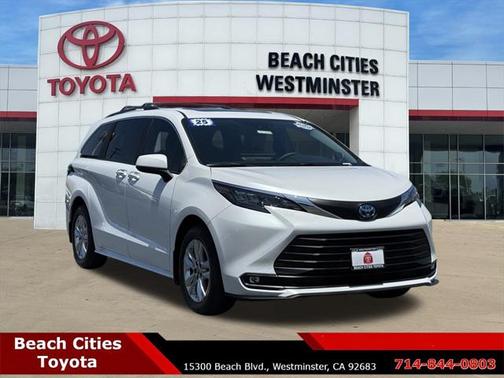 2025 Toyota Sienna XLE 7 Passenger