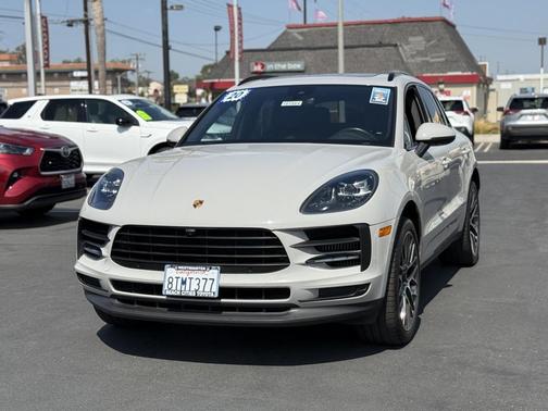 2020 Porsche Macan S