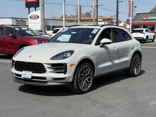 2020 Porsche Macan S