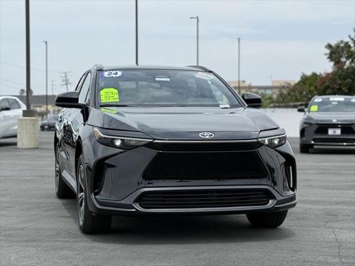 2024 Toyota bZ4X XLE