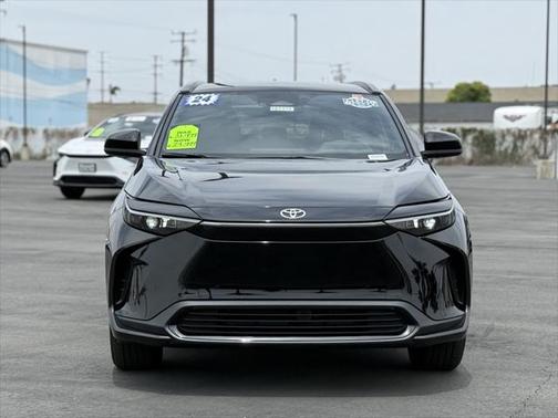 2024 Toyota bZ4X XLE