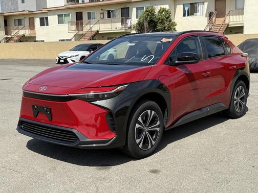 2024 Toyota bZ4X XLE