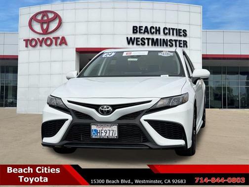2024 Toyota Camry SE