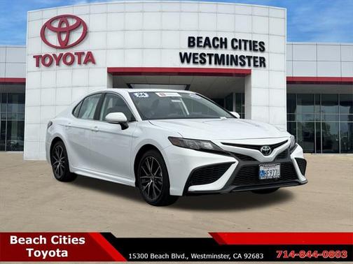 2024 Toyota Camry SE