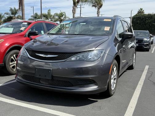 2021 Chrysler Voyager LXI