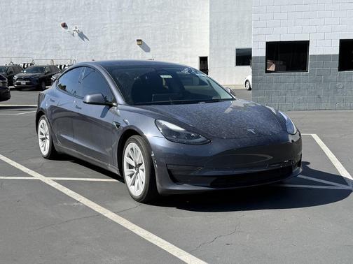 2022 Tesla Model 3 Long Range