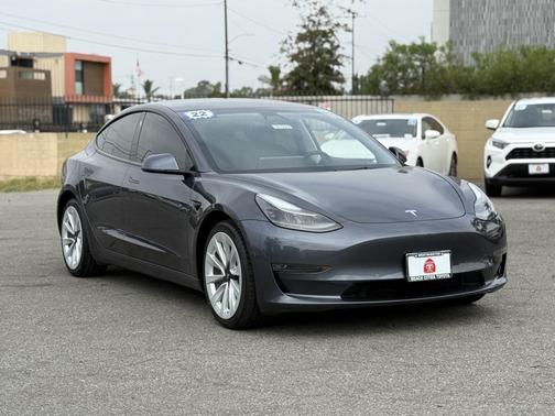 2022 Tesla Model 3 Long Range