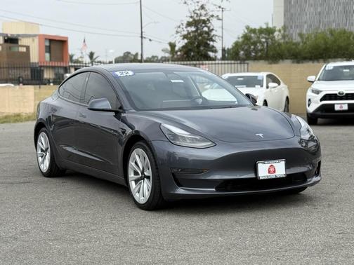 2022 Tesla Model 3 Long Range