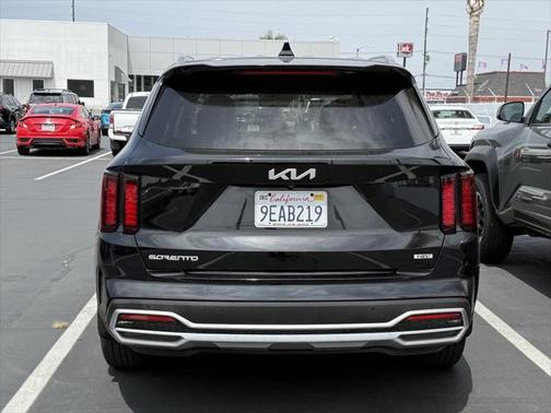 2023 Kia Sorento Hybrid EX