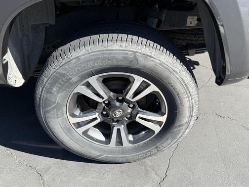 2017 Toyota Tacoma TRD Sport
