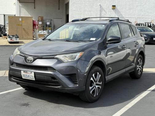 2017 Toyota RAV4 LE