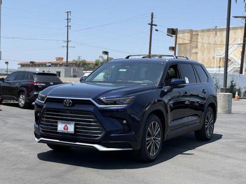 2025 Toyota Grand Highlander Hybrid Limited MAX