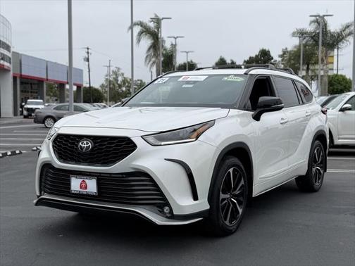 2021 Toyota Highlander XSE