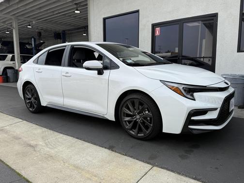 2025 Toyota Corolla SE