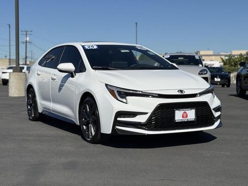 2025 Toyota Corolla SE