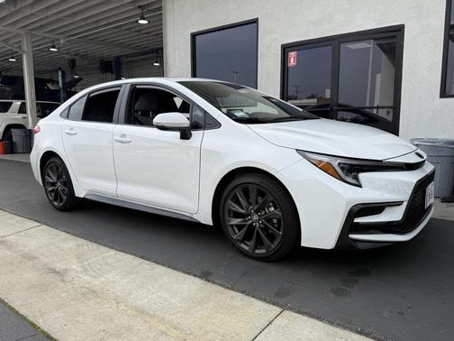 2025 Toyota Corolla SE