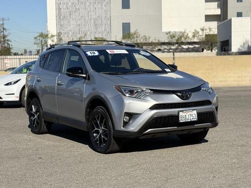 2018 Toyota RAV4 SE