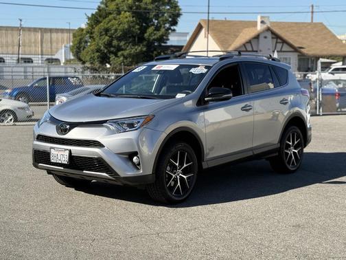 2018 Toyota RAV4 SE