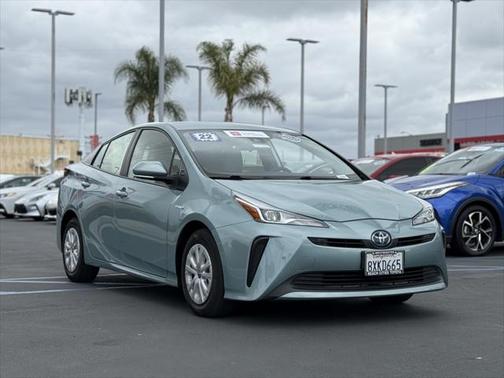 2022 Toyota Prius LE