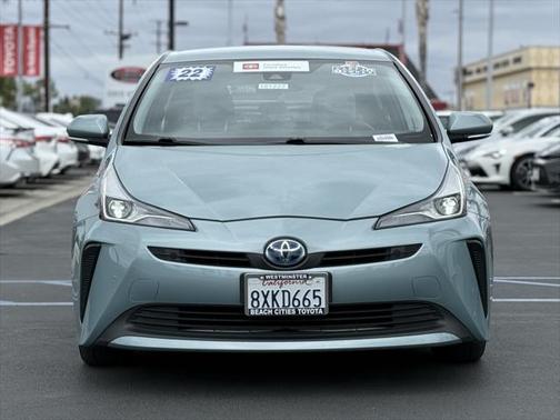 2022 Toyota Prius LE