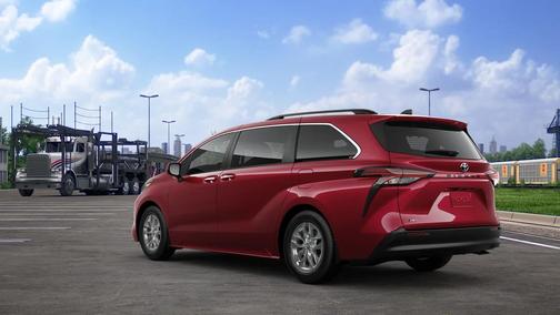 2025 Toyota Sienna XLE